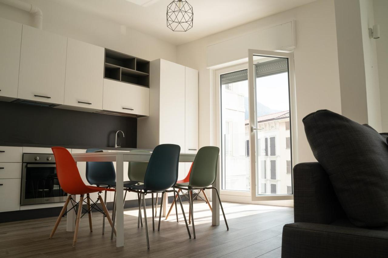 Piazza XX Settembre - Feel The Centre Apartment Lecco Exterior photo